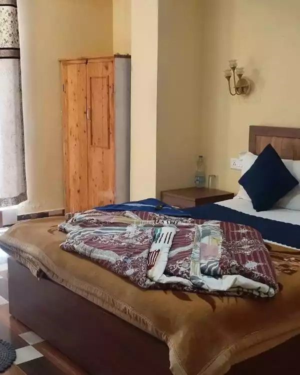 Hotel Manjushree room interior