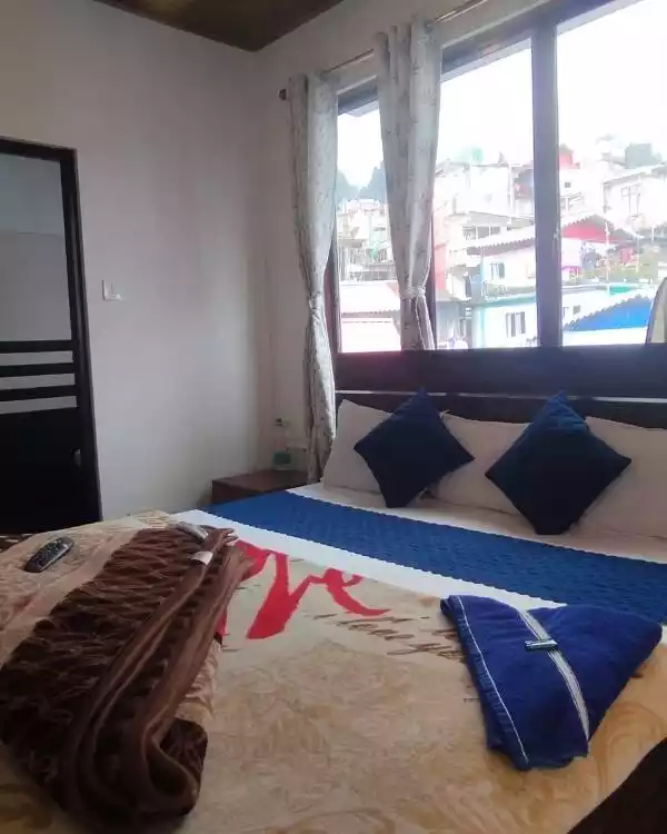 Hotel accommodation in Lava